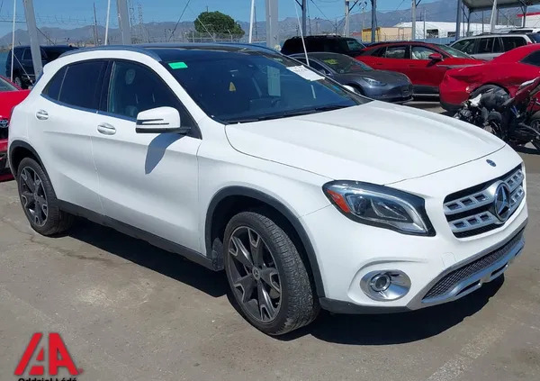 mercedes benz gla Mercedes-Benz GLA cena 76800 przebieg: 71600, rok produkcji 2018 z Dębno